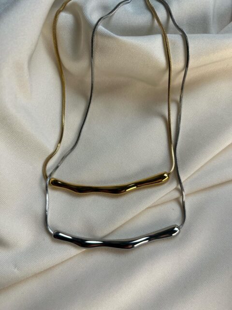 מחפשות מקום לבלות בו בפסח??? שמחות לספר שאנחנו מגיעות כל החג לשלוש מרקט!!!!! מה1.4-9.4 אנחנו נחכה לכן בסמטת שלוש 19🦋, מלא תכשיטים חדשים ומוזיקה טובה! מחכות לכן 💌💐