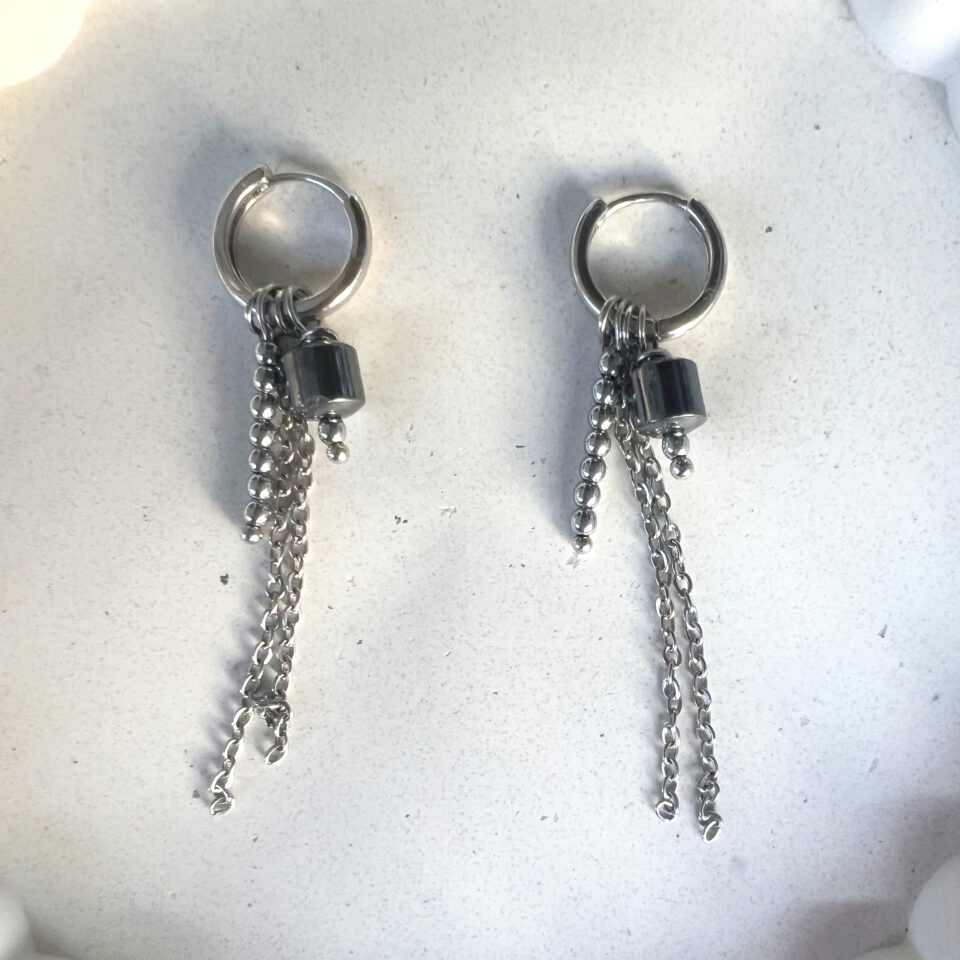 עגילי צ׳ארם סילביה